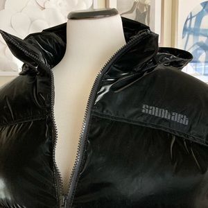 Saint Art Cropped Puffy L